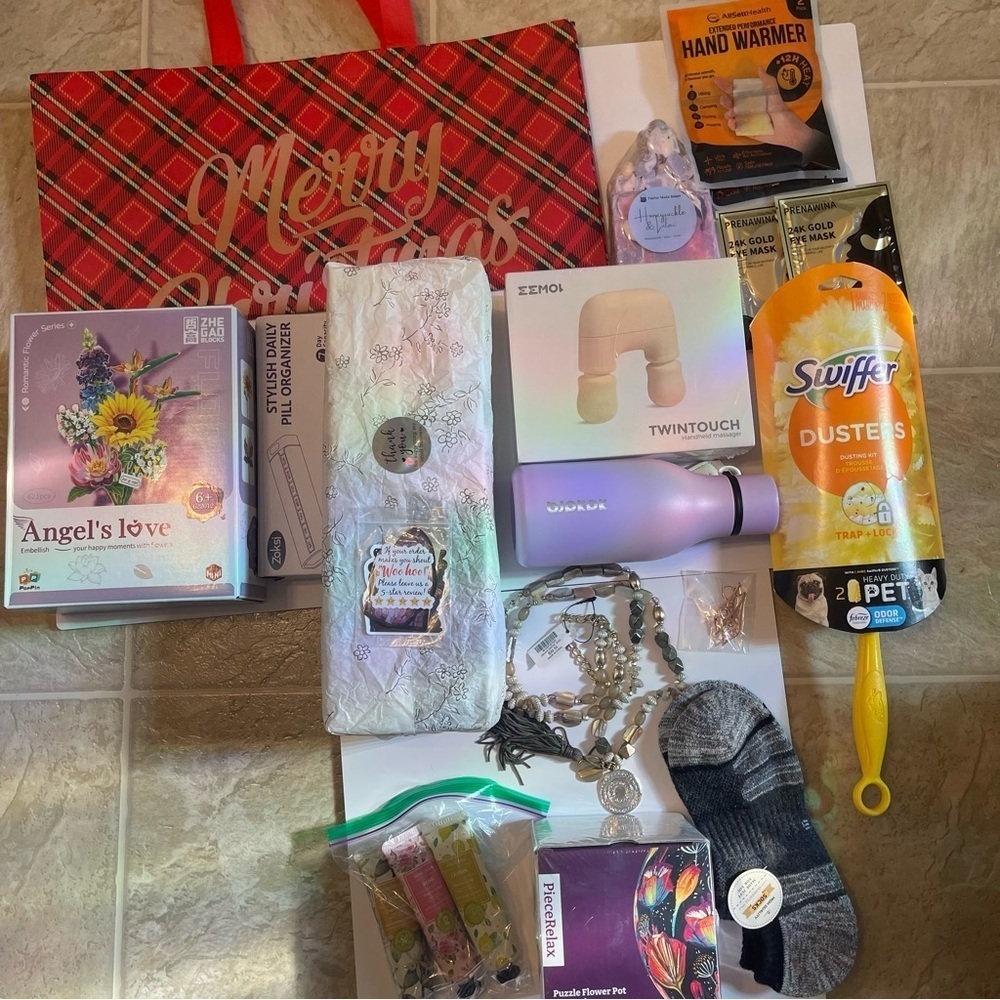Custom Order for 4 Amazon Mystery boxes.ββββ - Picture 14 of 14